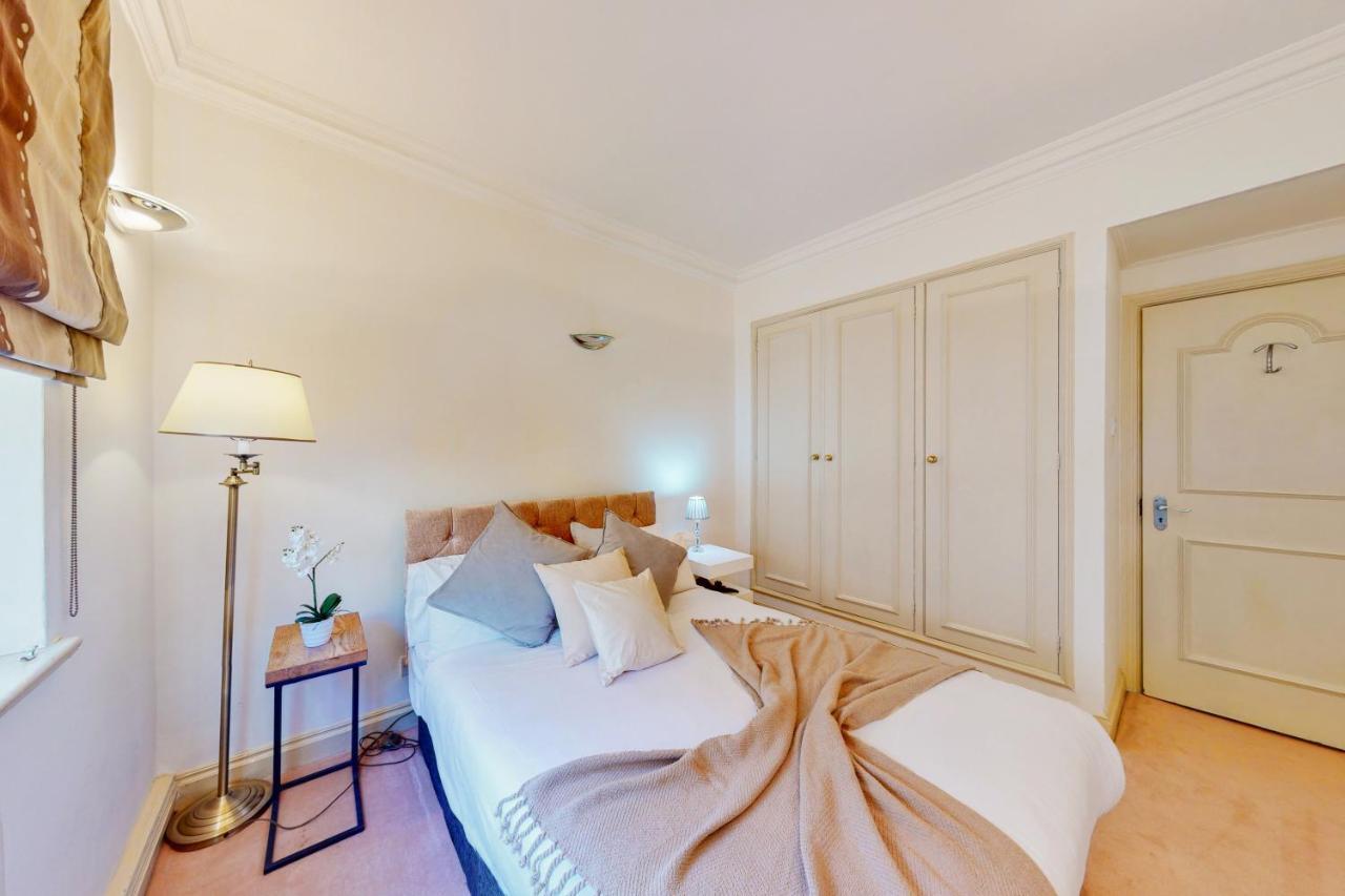 In Bond Street Apartament