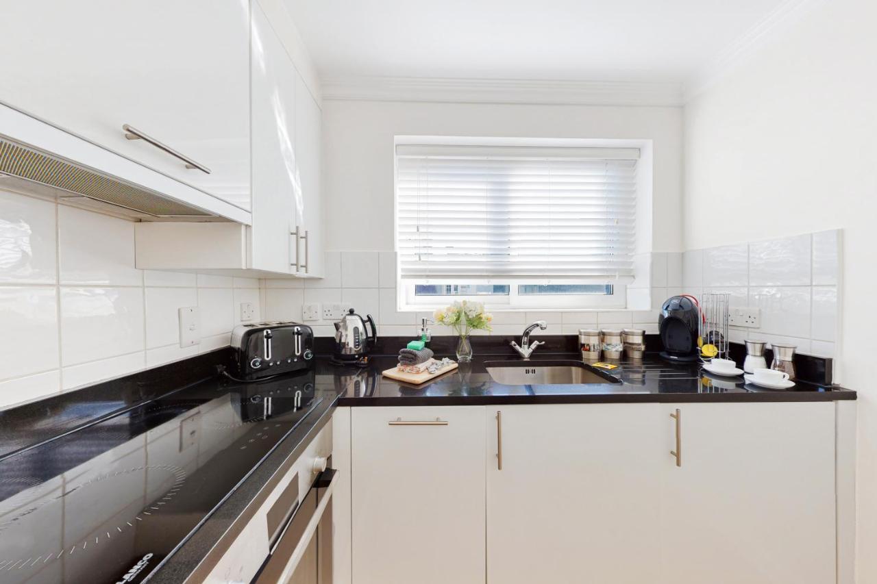 In Bond Street Apartament